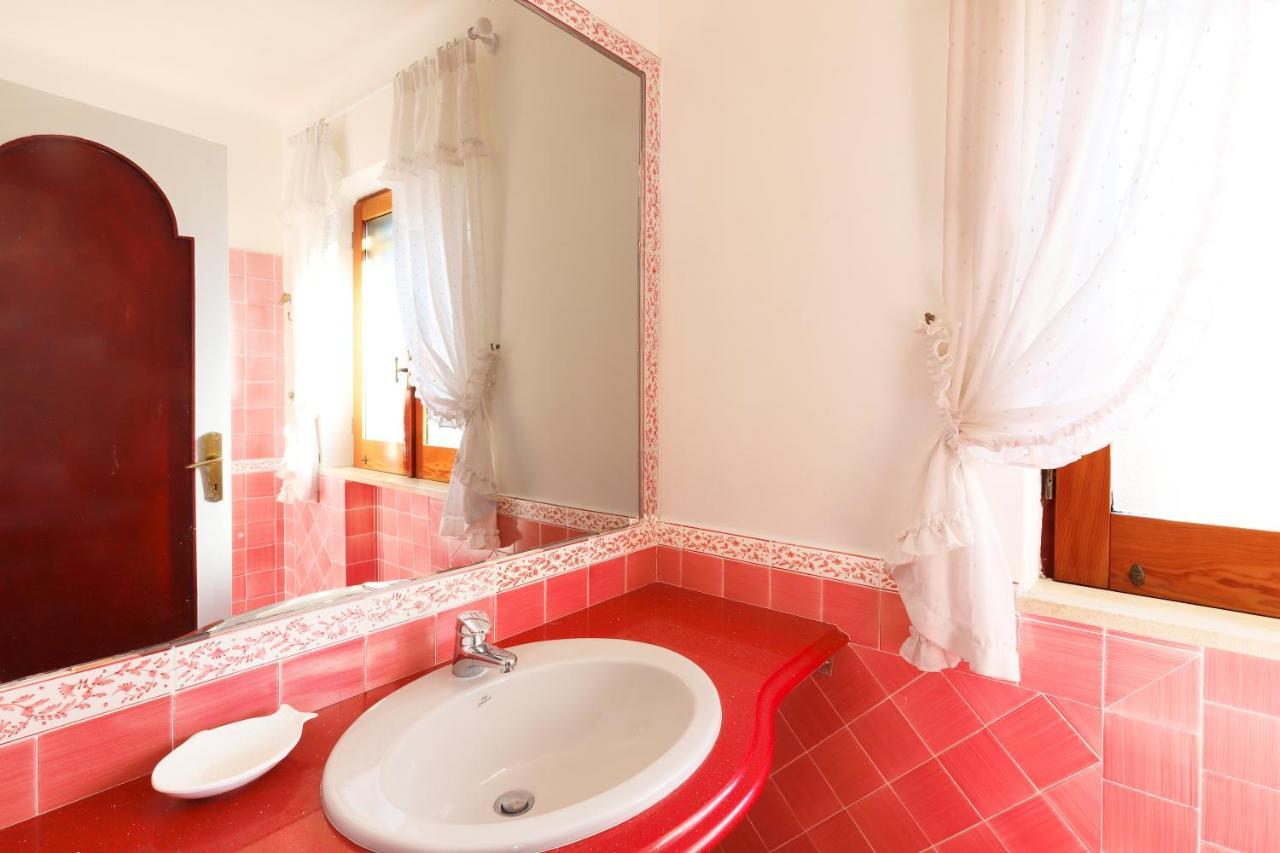 Villa Gianturco - Luxury In The Green Island イスキア島 エクステリア 写真