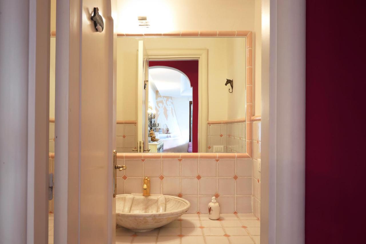 Villa Gianturco - Luxury In The Green Island イスキア島 エクステリア 写真