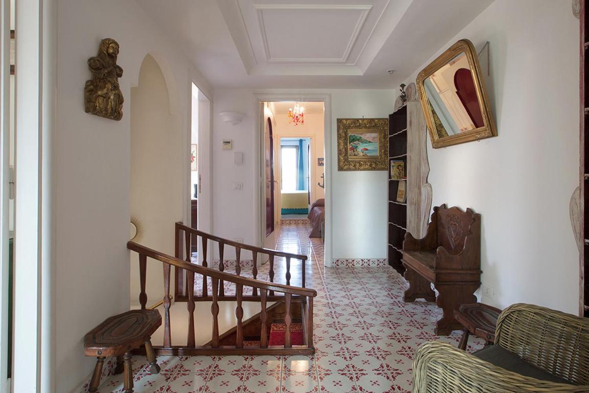 Villa Gianturco - Luxury In The Green Island イスキア島 エクステリア 写真
